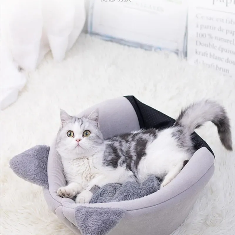 Cat Head Shaped Warm Pet Bed - Image 3